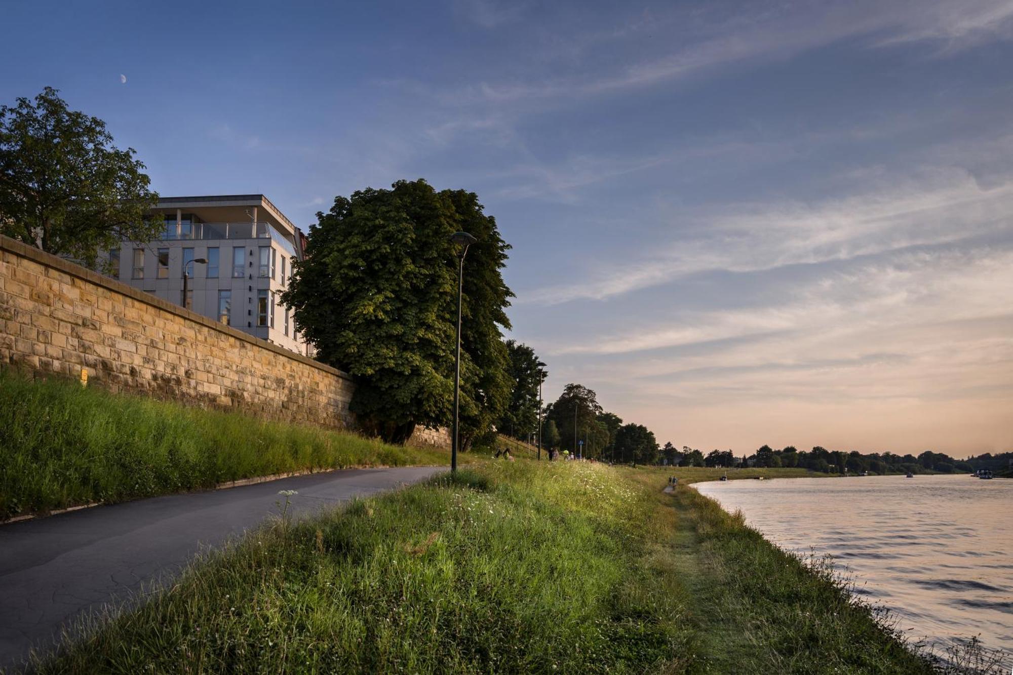 Cracow Riverside Aparthotel Cracóvia Exterior foto